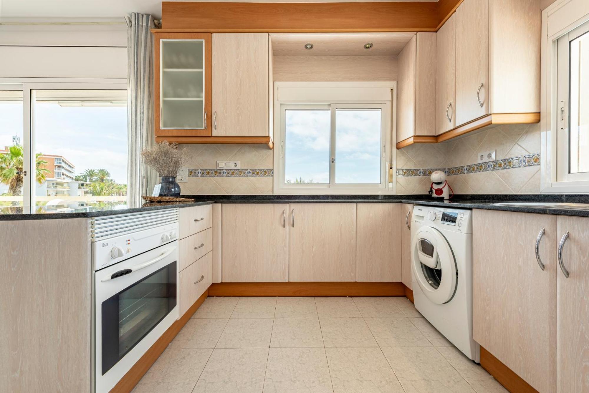 Apartamento Frente Al Mar Cambrils Esterno foto