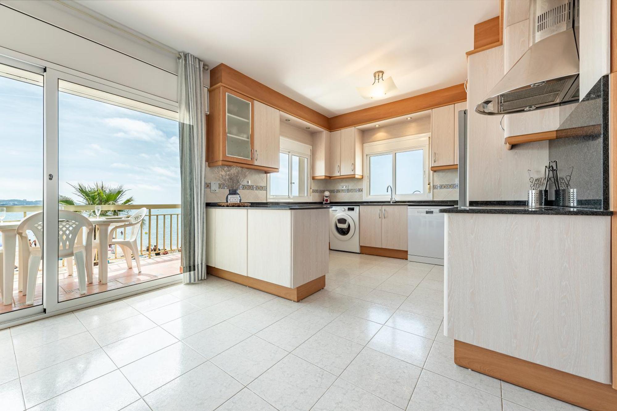 Apartamento Frente Al Mar Cambrils Esterno foto